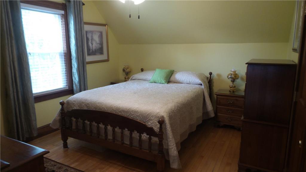 46 Elm Street Millinocket, ME 04462 - Photo 23 of 35 SPARE BEDROOM