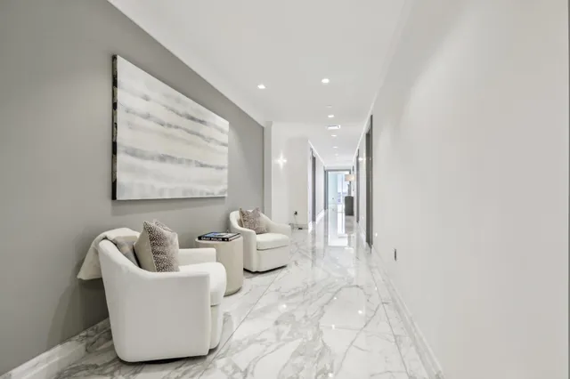 $9,900,000 | 5 Renaissance Square, Unit PH41 ENT, White Plains, NY 10601