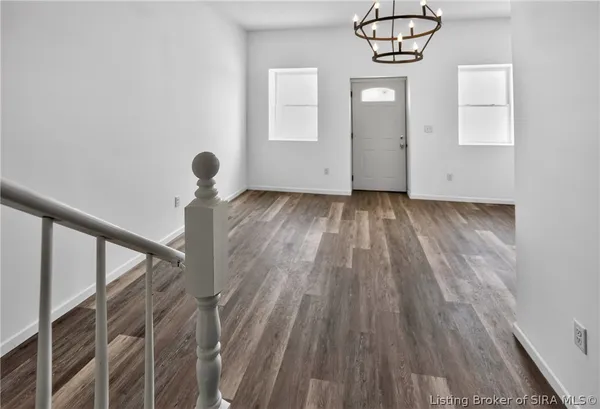 $289,900 | 914 West Main Street, New Albany, IN 47150