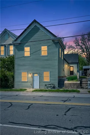 $289,900 | 914 West Main Street, New Albany, IN 47150