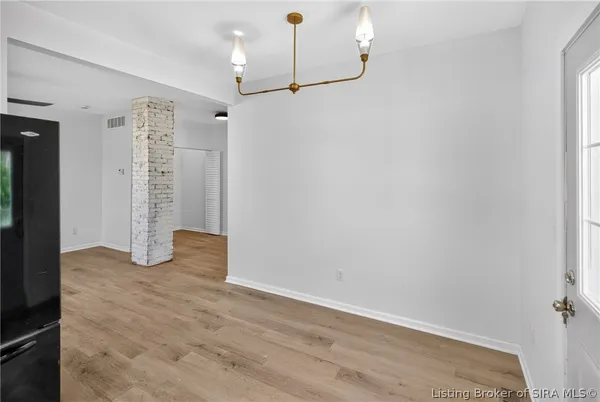 $289,900 | 914 West Main Street, New Albany, IN 47150