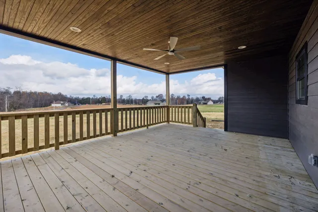 $469,900 | 125 Makinley Drive, Lafayette, TN 37083