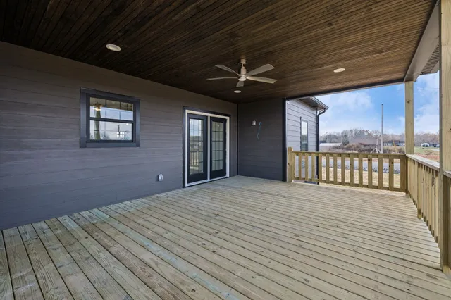 $469,900 | 125 Makinley Drive, Lafayette, TN 37083