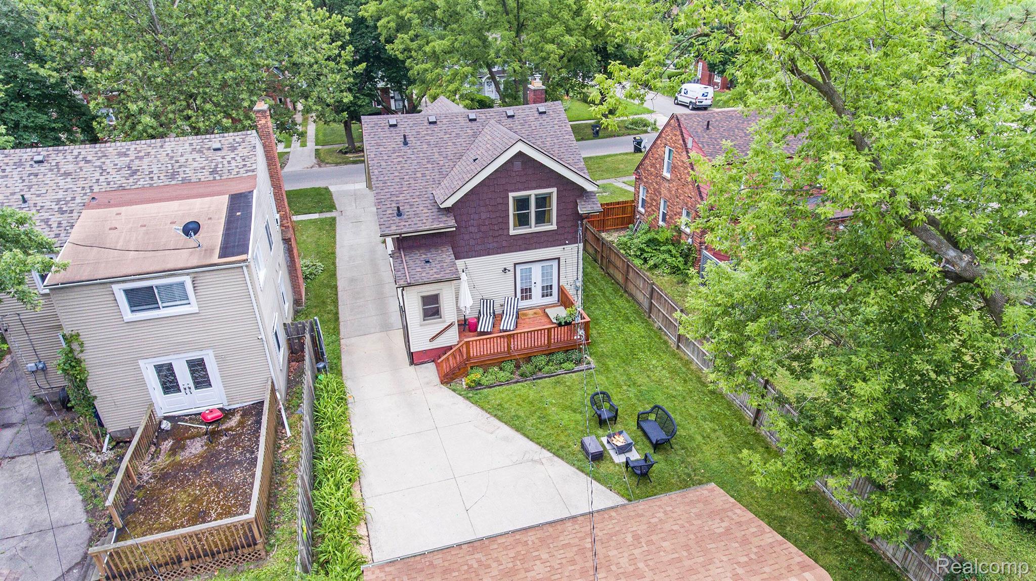 16772 Sunderland Road Detroit, MI 48219 - Photo 27 of 32