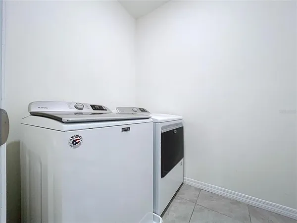 $2,700 | 10878 Penny Gale Loop, San Antonio, FL 33576