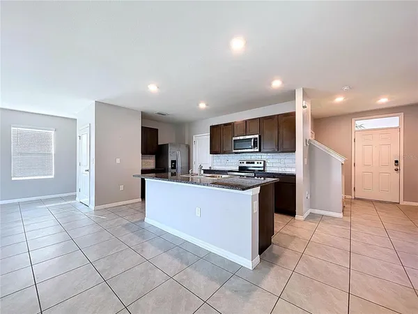 $2,700 | 10878 Penny Gale Loop, San Antonio, FL 33576