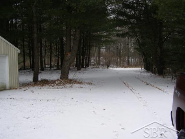 3153 Washburn Road Vassar, MI 48768 - Photo 4 of 4 20077443-3.JPG