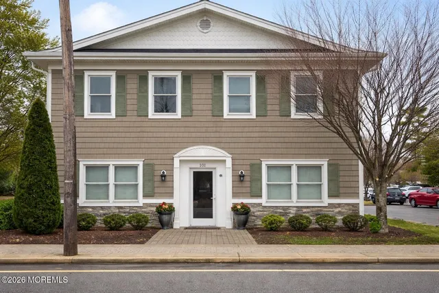 $3,200 | 101 Main Street, Farmingdale, NJ 07727