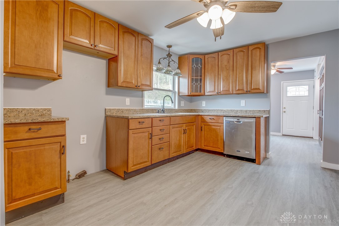 1576 Karr Street Springfield, OH 45503 - Photo 10 of 45