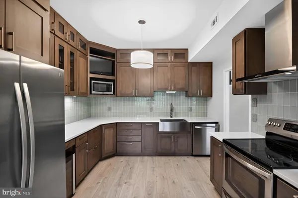 $415,000 | 2114 Green Watch Way, Unit 10/201E, Reston, VA 20191