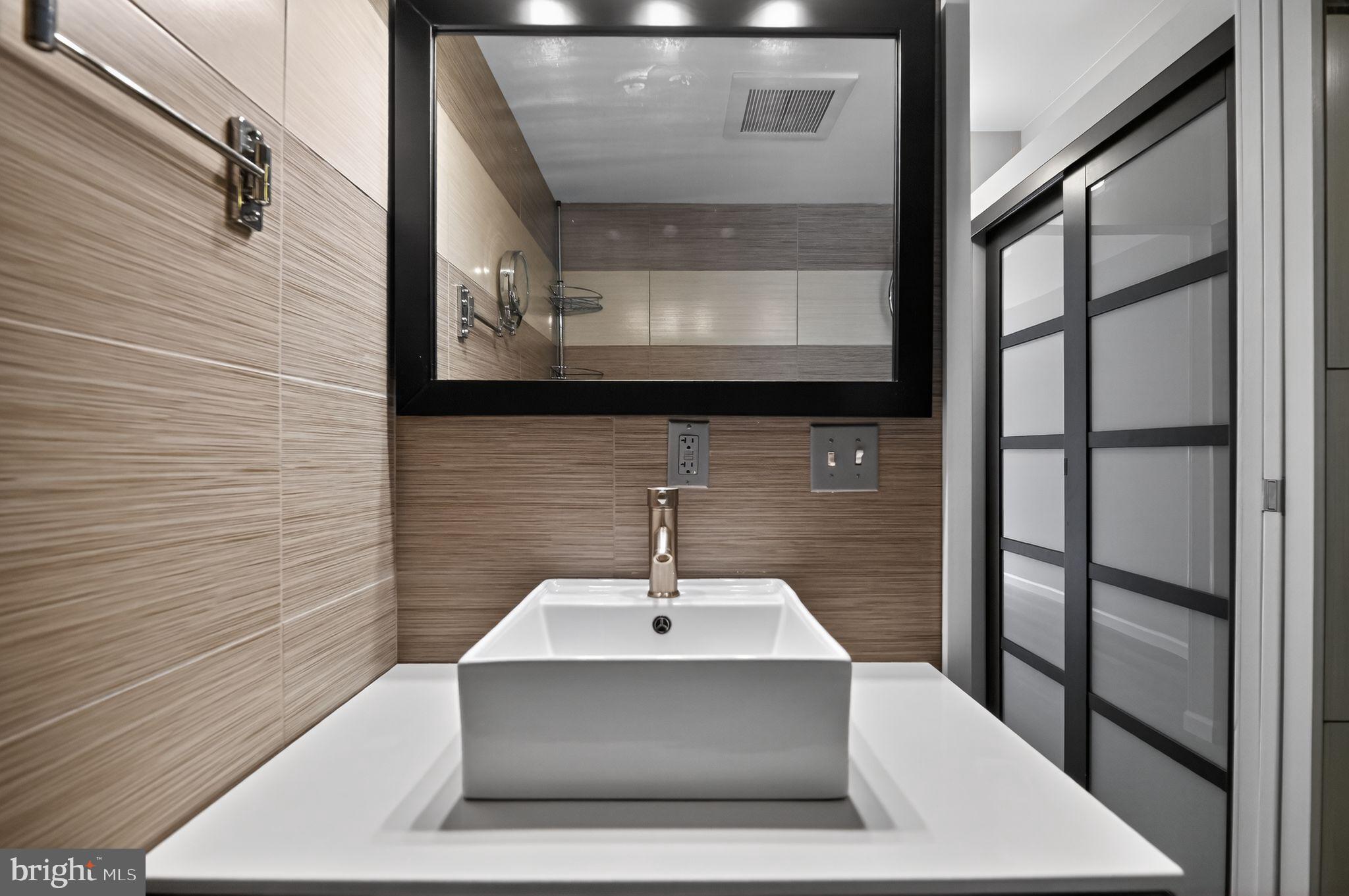 2114 Green Watch Way, Unit 10/201E Reston, VA 20191 - Photo 23 of 31