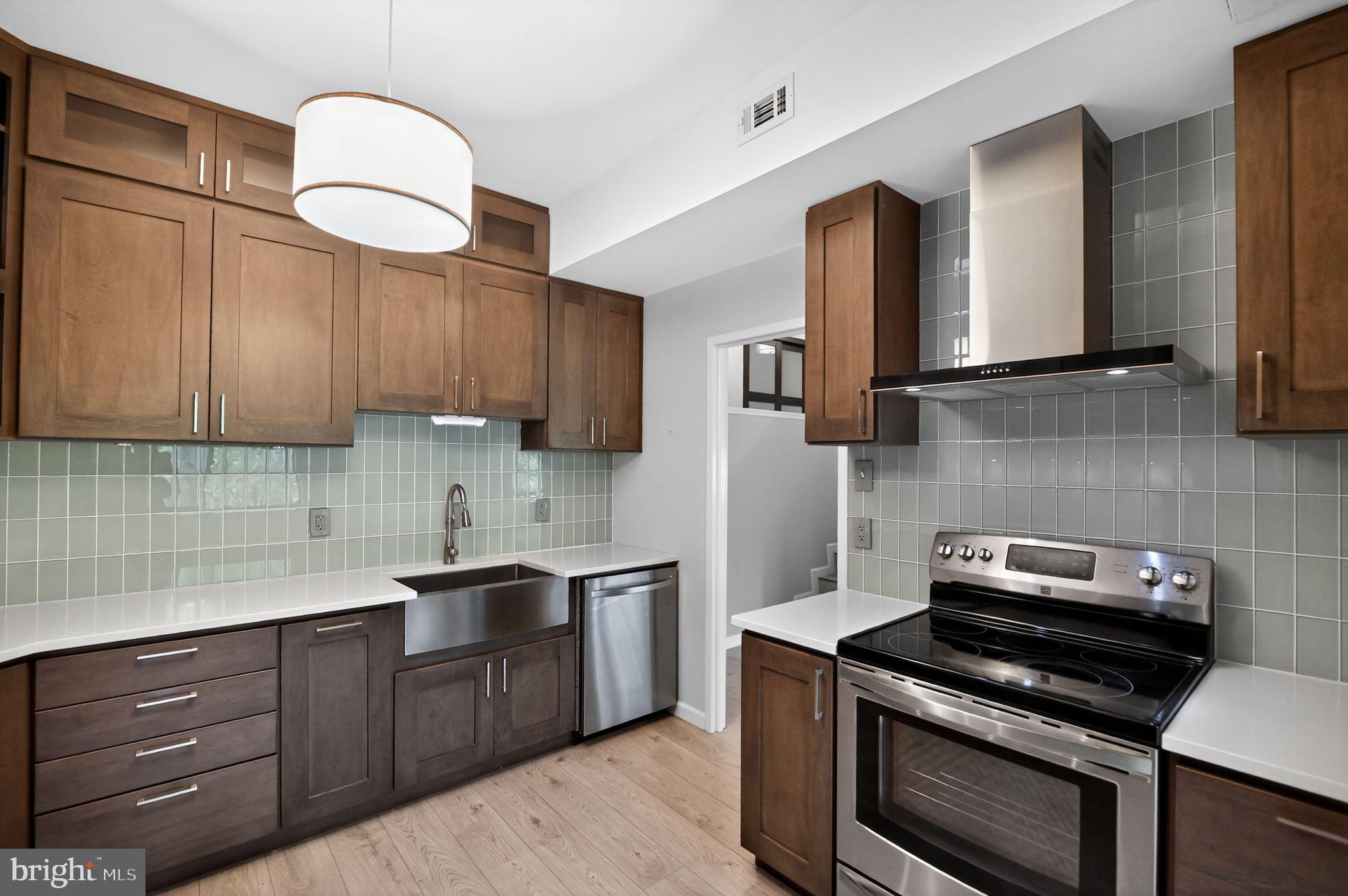 2114 Green Watch Way, Unit 10/201E Reston, VA 20191 - Photo 7 of 31