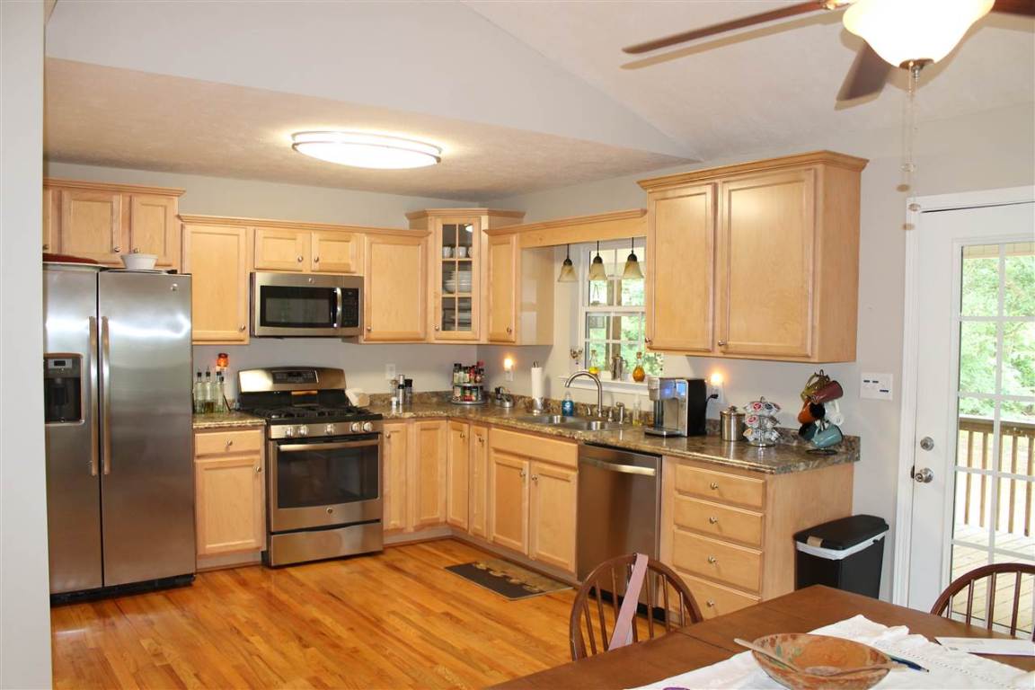 134 Ginn Road Starr, SC 29684 - Photo 2 of 16