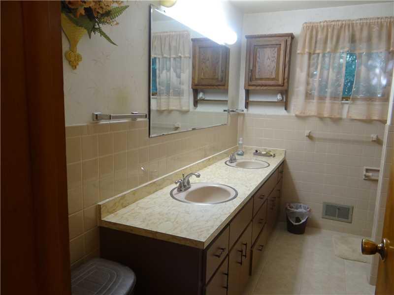 250 Ashbaugh Road Jeannette, PA 15644 - Photo 10 of 15 Full Bath. located on the upper floor with the bedrooms