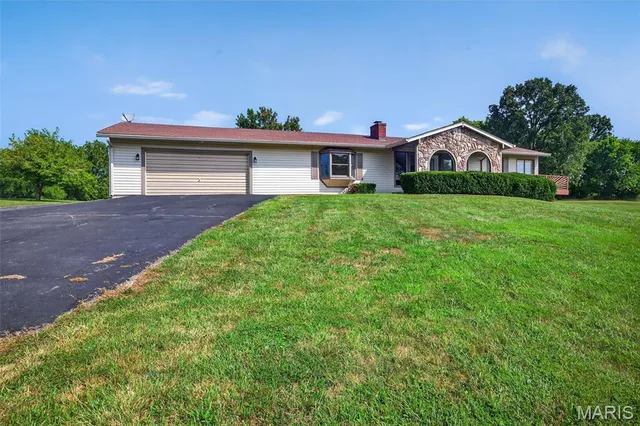 $399,999 | 6469 Cuivre Ford Road, Troy, MO 63379