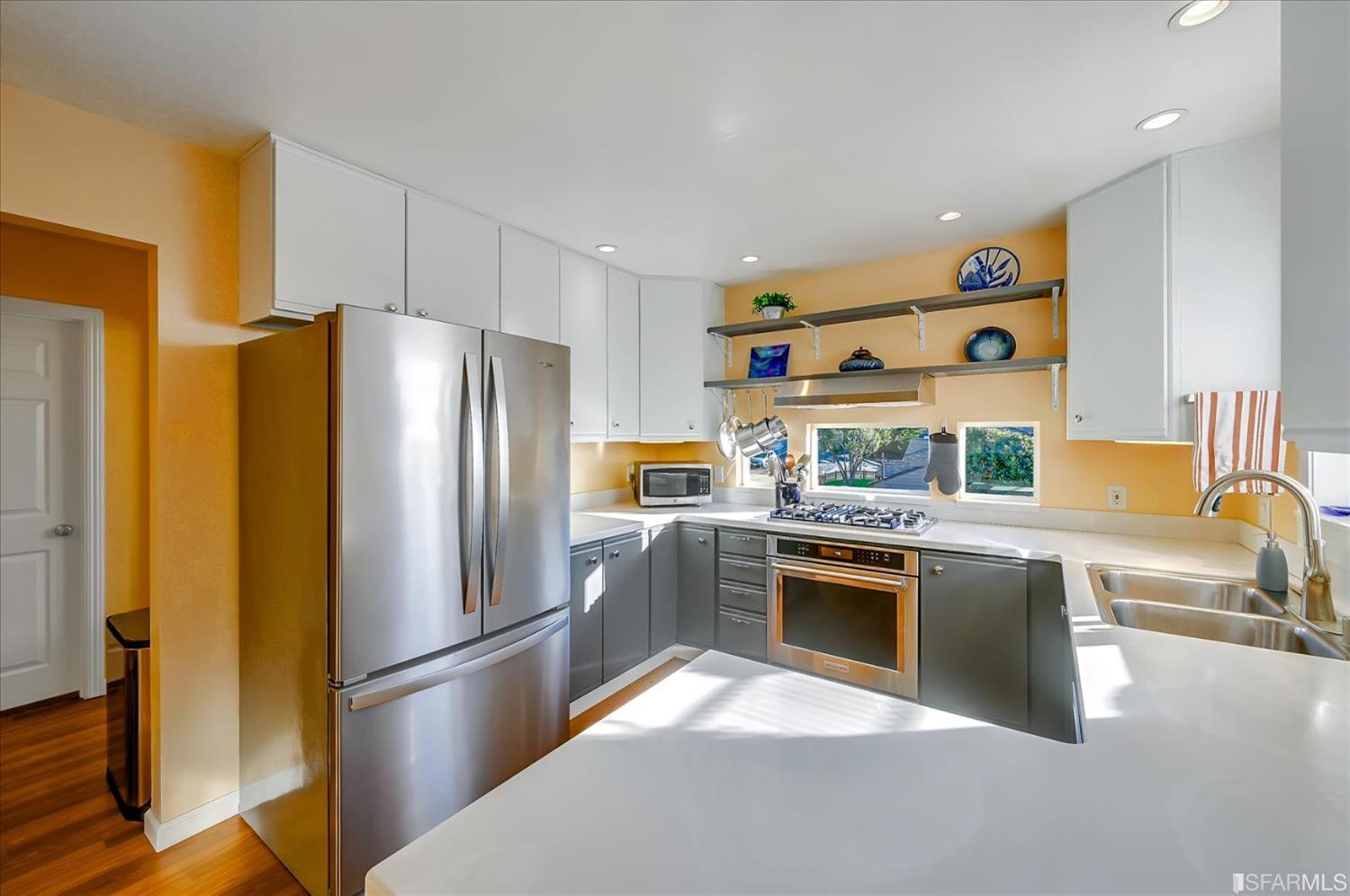 498 Monterey Road Pacifica, CA 94044 - Photo 8 of 31
