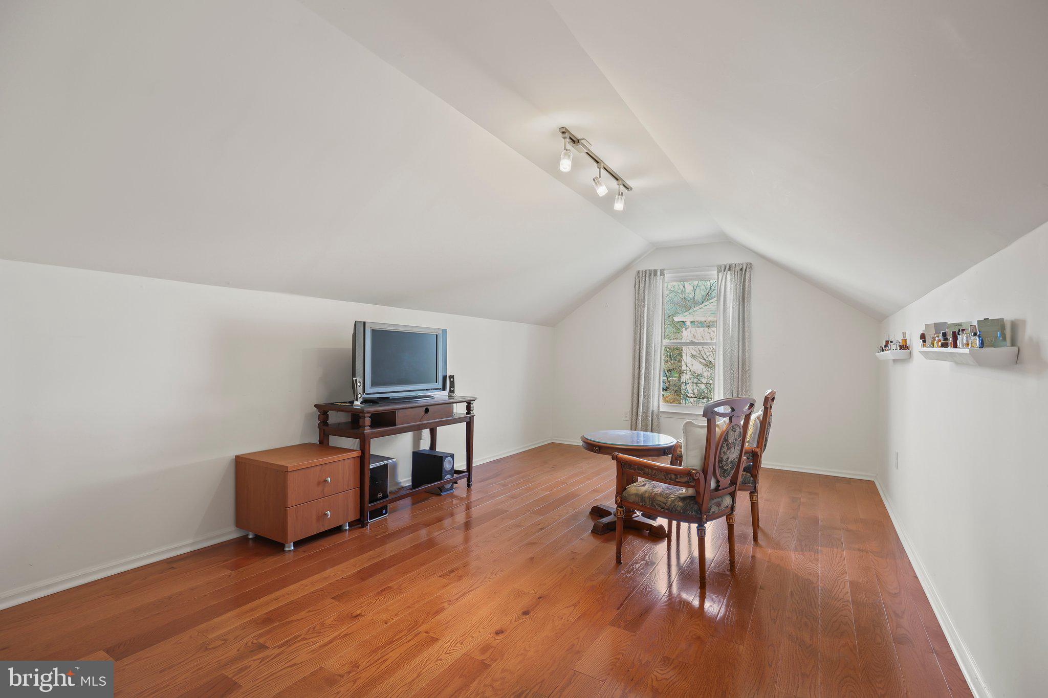 876 Henry Drive Yardley, PA 19067 - Photo 26 of 65 a workspace room with furniture and wooden floor