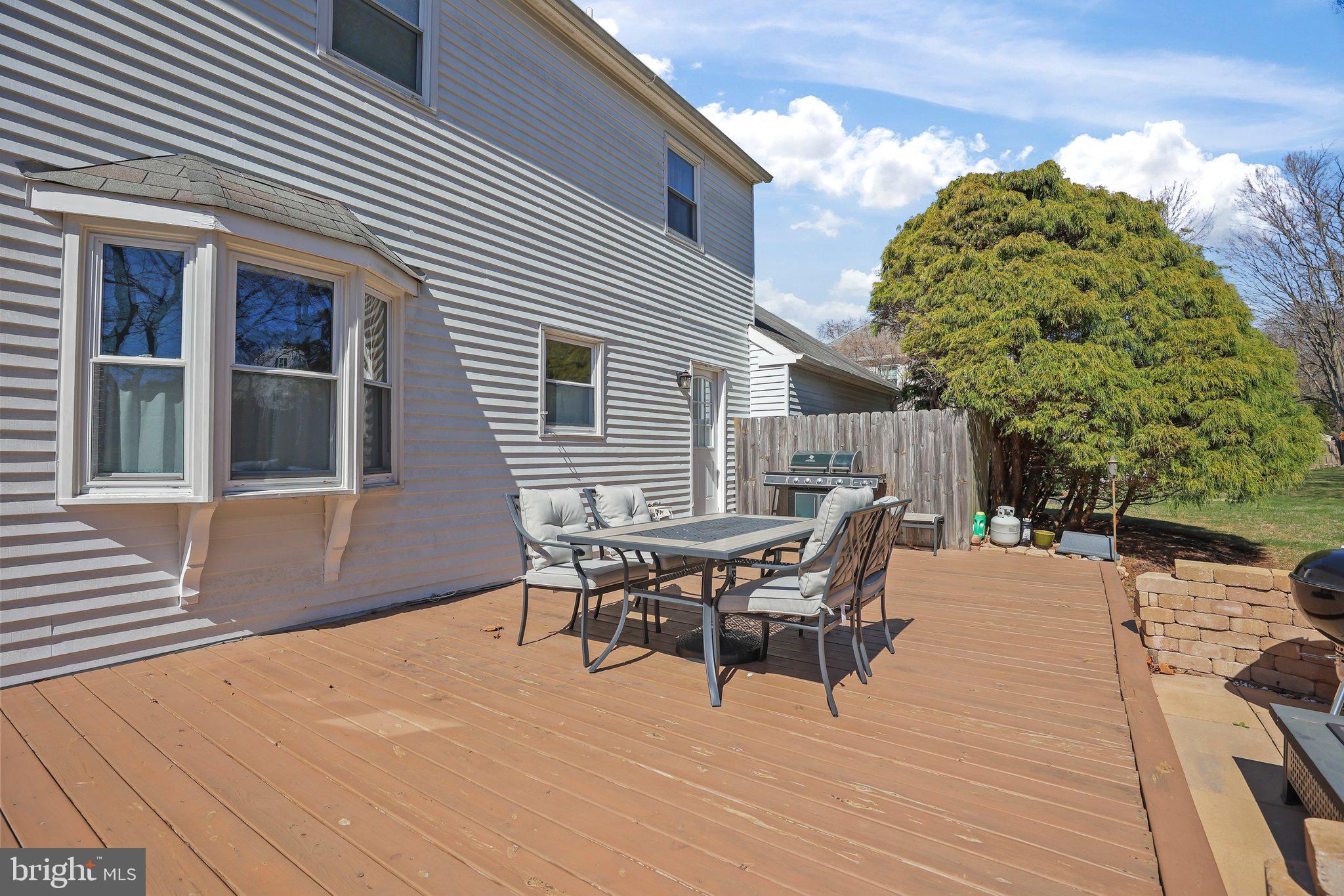876 Henry Drive Yardley, PA 19067 - Photo 40 of 65 Backyard Patio