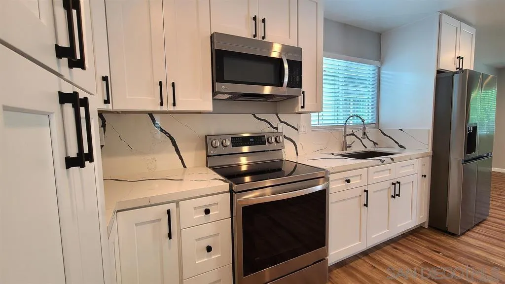 8834 1/2 Valencia Street Spring Valley, CA 91977 - Photo 7 of 23