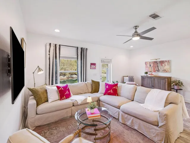 $2,150 | 89 Crossing Lane, Unit C, Santa Rosa Beach, FL 32459