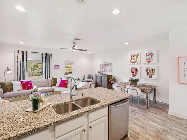 $2,150 | 89 Crossing Lane, Unit C, Santa Rosa Beach, FL 32459