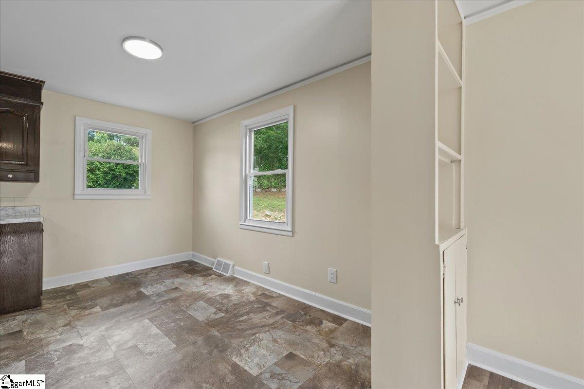 108 State Rd S-42-2623 Greer, SC 29651 - Photo 13 of 34