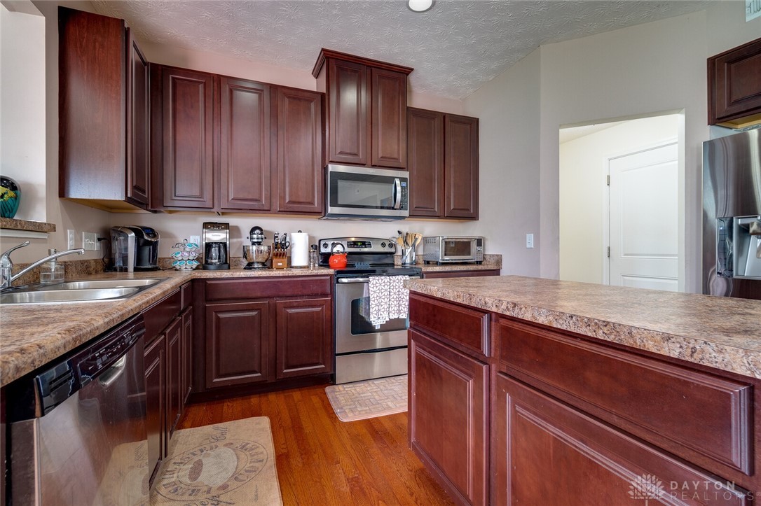 1663 South Branch Road Dayton, OH 45458 - Photo 8 of 41 Gallery Image 8