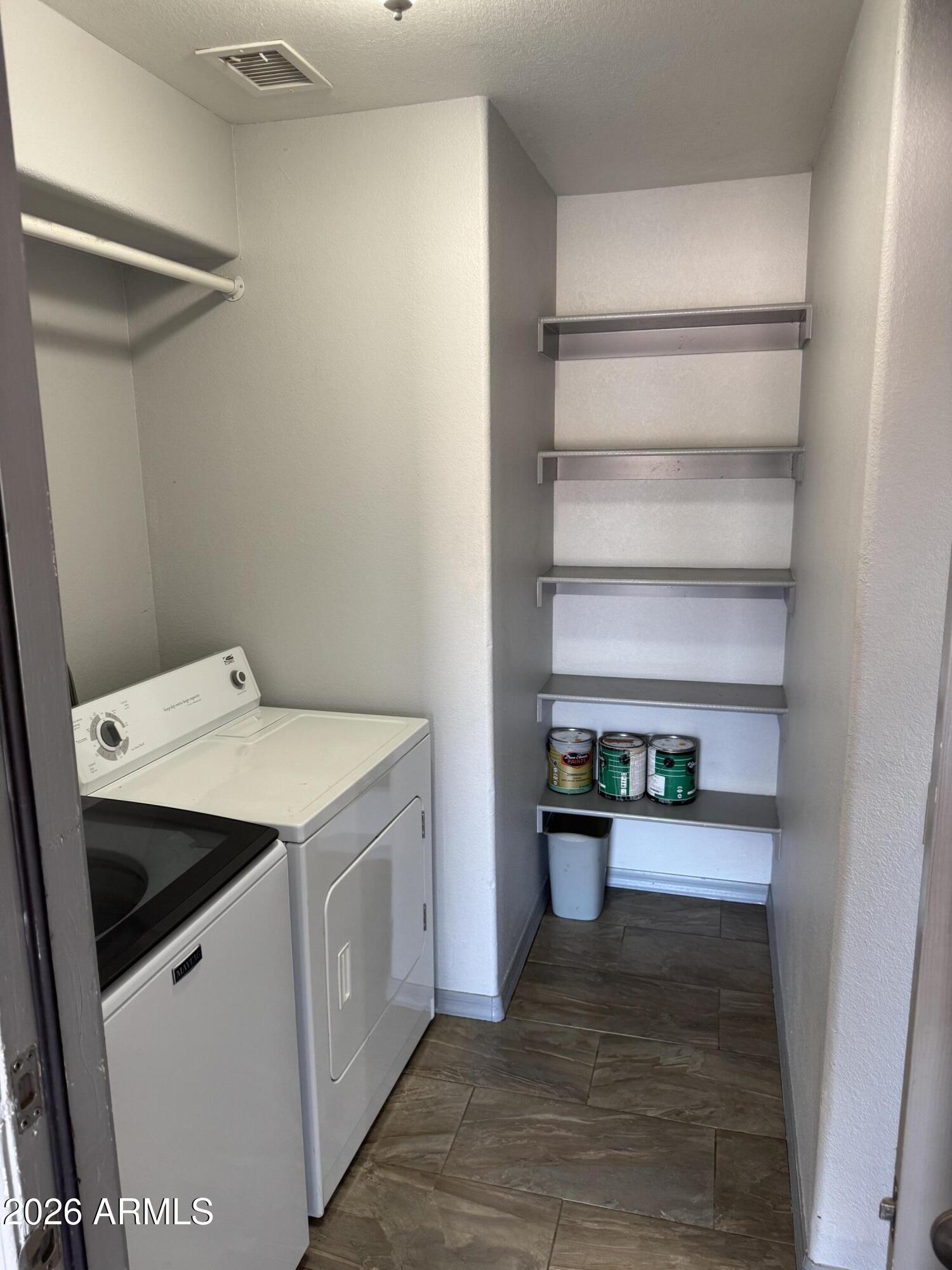2707 West Irvine Road Phoenix, AZ 85086 - Photo 18 of 40 LaundreyRoom_Irvine