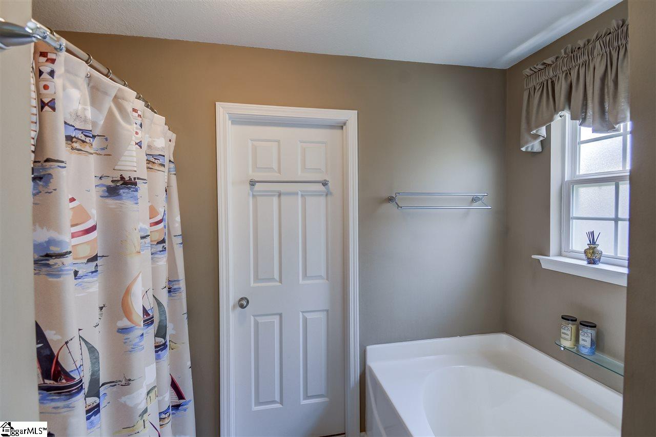324 Rivers Edge Circle Simpsonville, SC 29680 - Photo 22 of 35