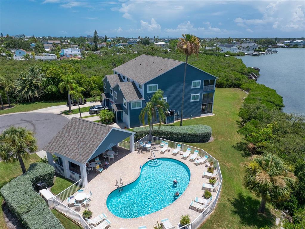 802 Hidden Harbour Drive Indian Rocks Beach, FL 33785 - Photo 5 of 61