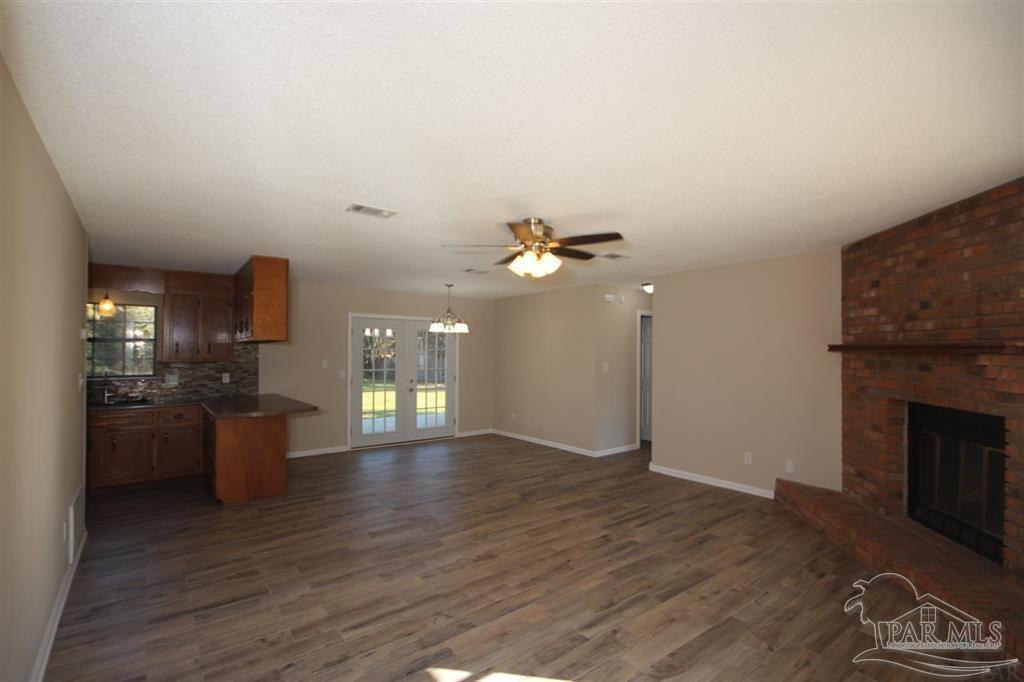 4774 Gregg Avenue Pace, FL 32571 - Photo 3 of 15