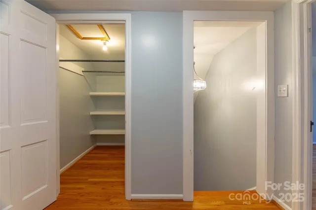 a view of walk in closet