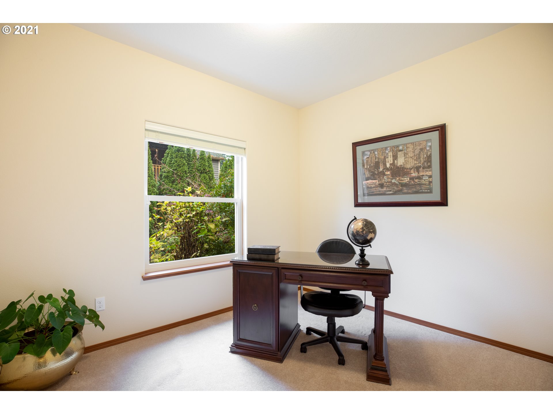 12962 Knaus Road Lake Oswego, OR 97034 - Photo 25 of 32 Den/Office