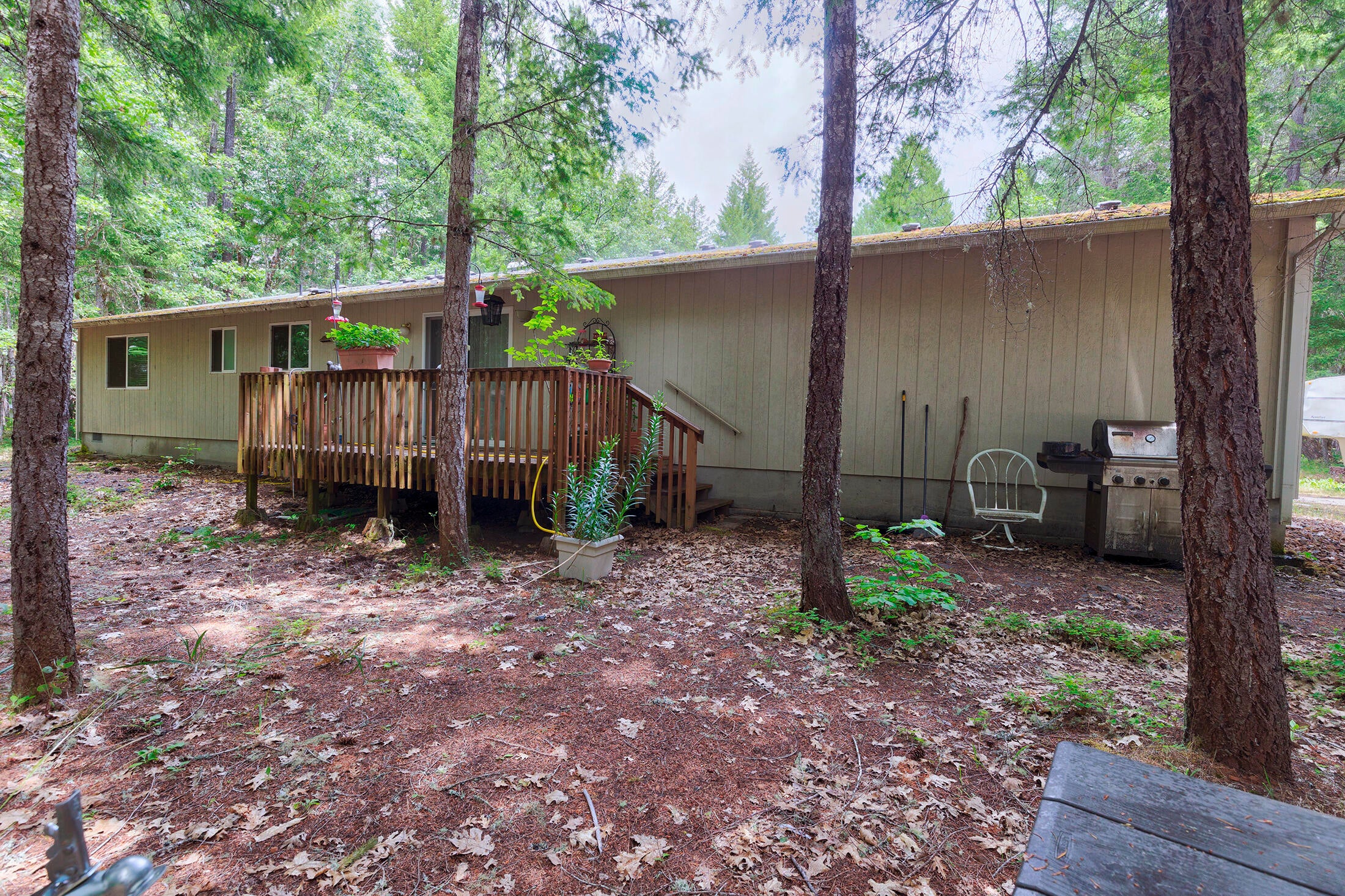 7060 Rockydale Road Cave Junction, OR 97523 - Photo 22 of 33 back of home