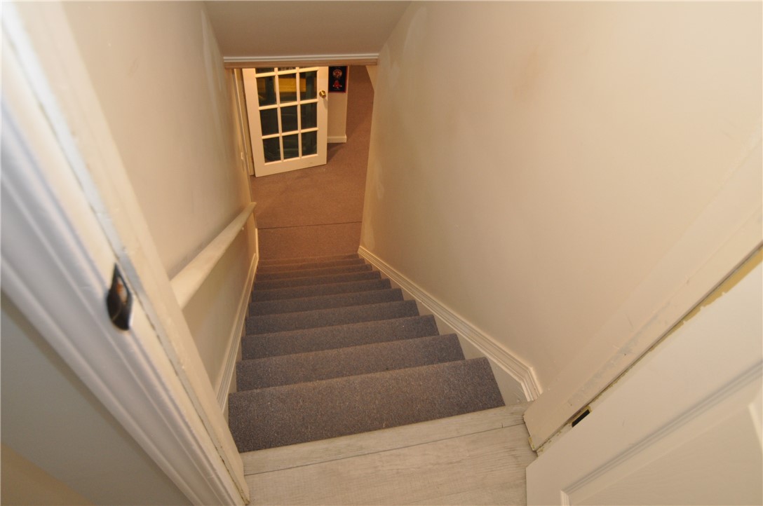 39 Cape Cod Way Henrietta, NY 14623 - Photo 9 of 13