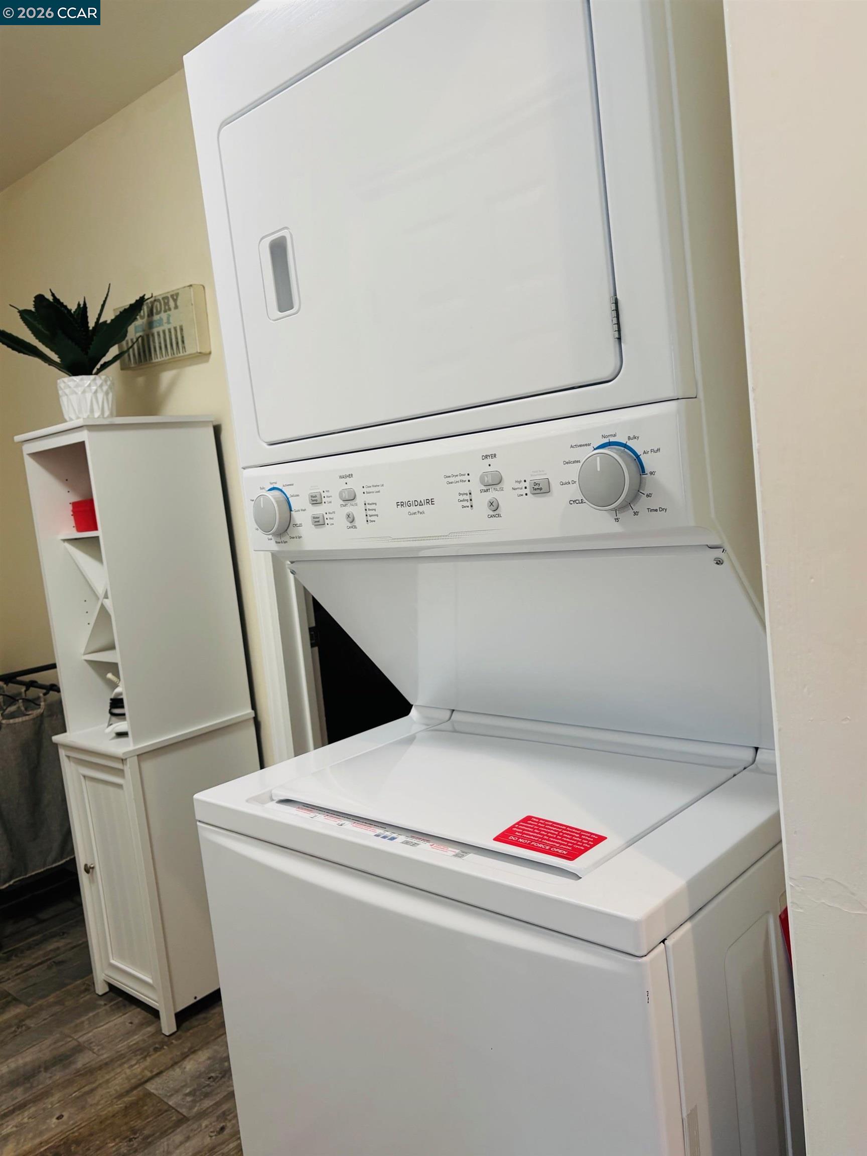 143 Pulido Road Danville, CA 94526 - Photo 18 of 27 a utility room with dryer and washer