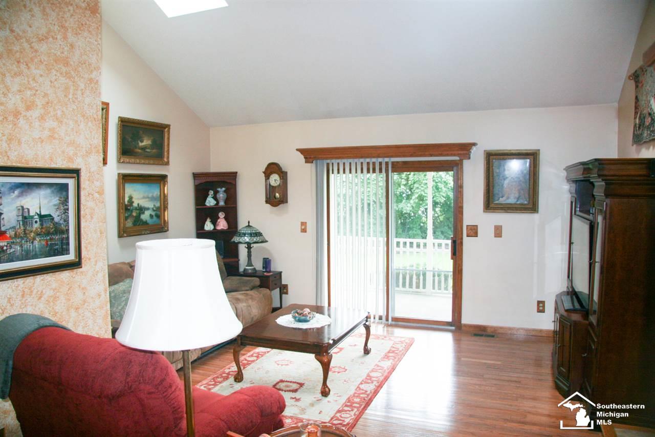 30303 Fort Road Rockwood, MI 48173 - Photo 32 of 54 31357484-31.JPG