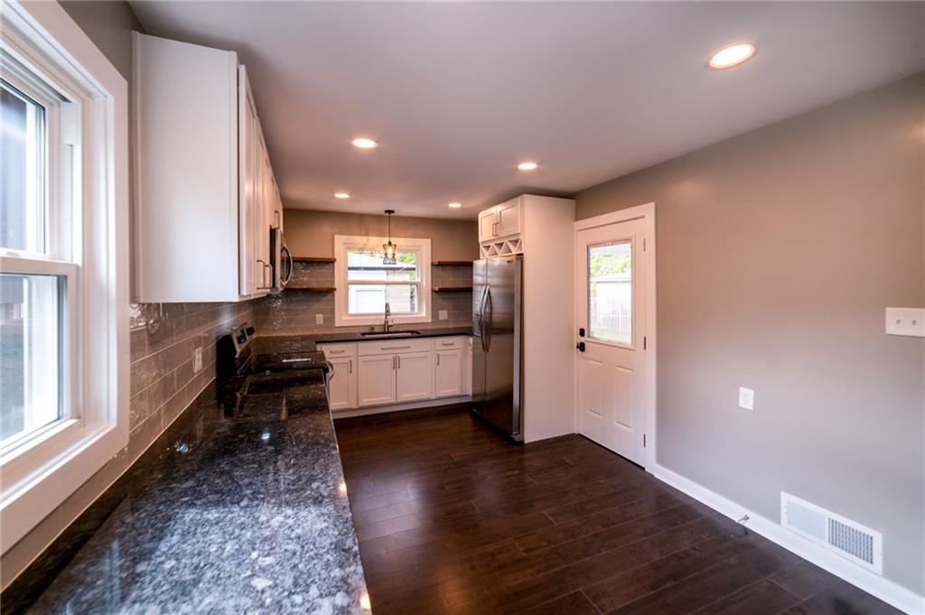 6038 Garver Road Indianapolis, IN 46208 - Photo 11 of 37 Gallery Image 11
