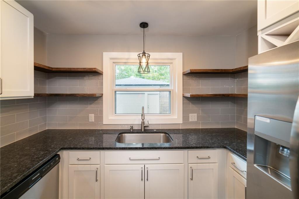6038 Garver Road Indianapolis, IN 46208 - Photo 12 of 37 Gallery Image 12