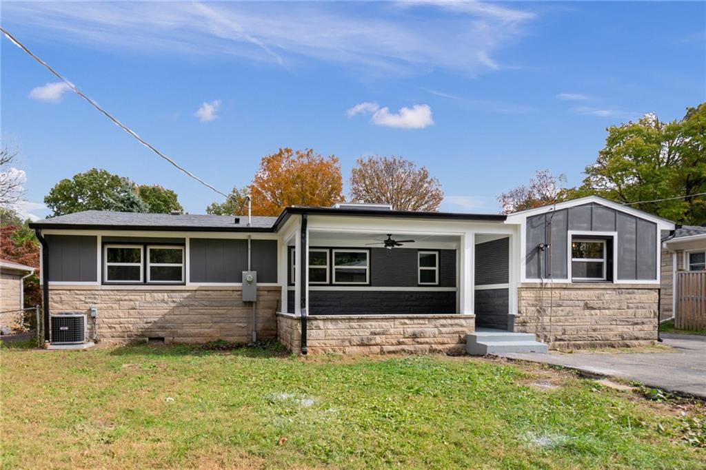 6038 Garver Road Indianapolis, IN 46208 - Photo 6 of 37 Gallery Image 6