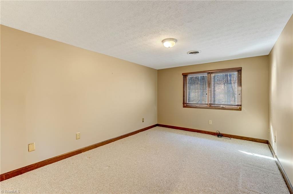 1325 Tellowee Road Eden, NC 27288 - Photo 31 of 50