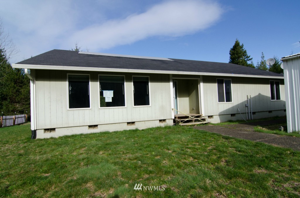 300 Northeast Tee Lake Pines Road Tahuya, WA 98588 - Photo 2 of 25 Gallery Image 2