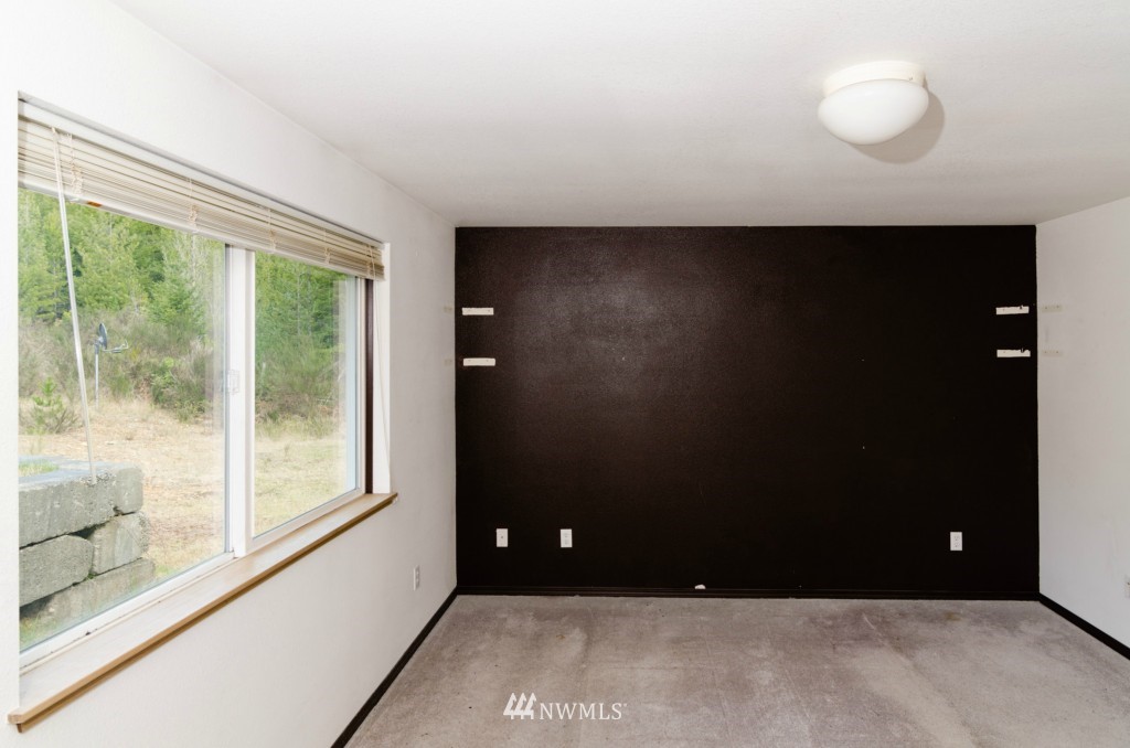 300 Northeast Tee Lake Pines Road Tahuya, WA 98588 - Photo 15 of 25 Gallery Image 15