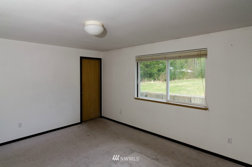 300 Northeast Tee Lake Pines Road Tahuya, WA 98588 - Photo 16 of 25 Gallery Image 16