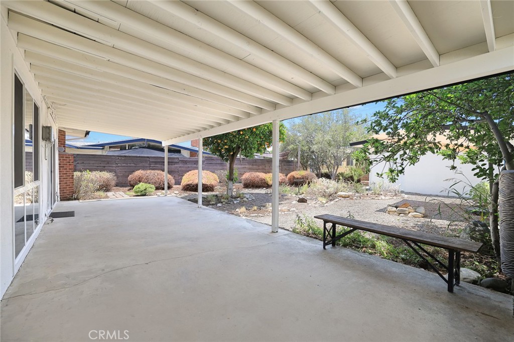 271 Greentree Road Upland, CA 91786 - Photo 26 of 38
