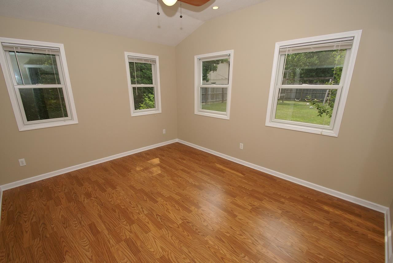 8218 Roxboro Court Fort Wayne, IN 46815 - Photo 11 of 30 Gallery Image 11