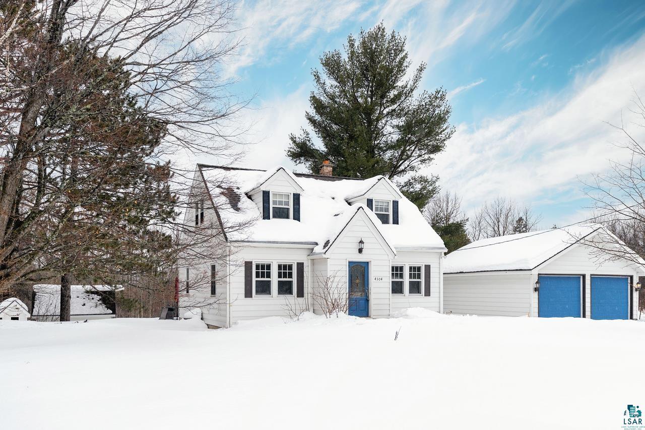 4304 Krueger Road Duluth, MN 55811 - Photo 1 of 38