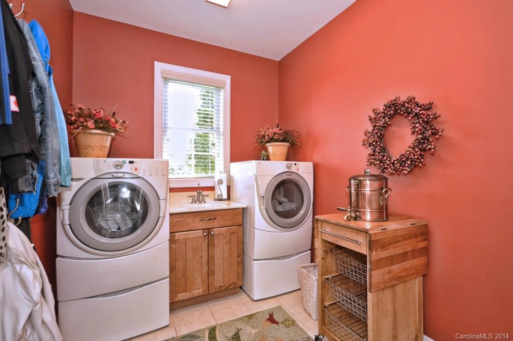 1915 Charden Road Davidson, NC 28036 - Photo 19 of 24 Gallery Image 19