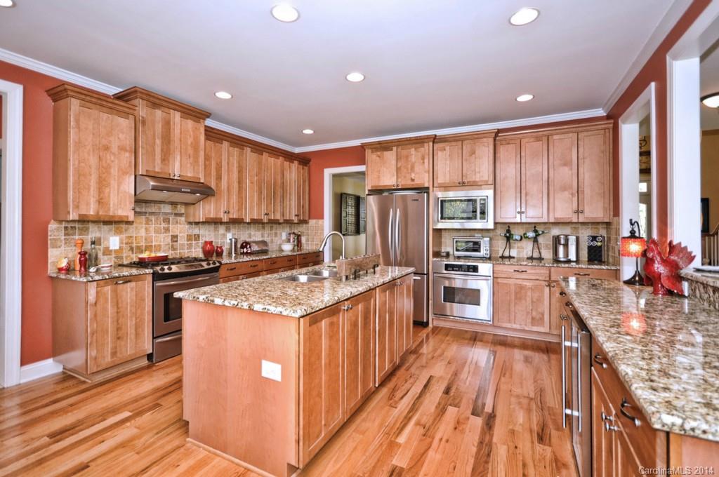 1915 Charden Road Davidson, NC 28036 - Photo 6 of 24 Gallery Image 6