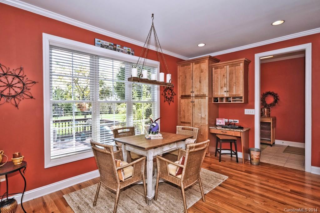 1915 Charden Road Davidson, NC 28036 - Photo 7 of 24 Gallery Image 7